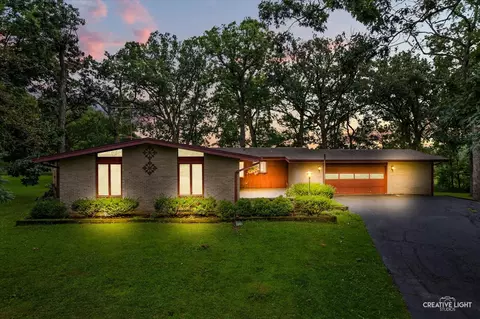 3 S984 Oakland Ln, North Aurora, IL 60542