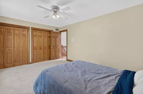 Bedroom - 450 Ford Ln, Bartlett, IL 60103 photo 4 of 6