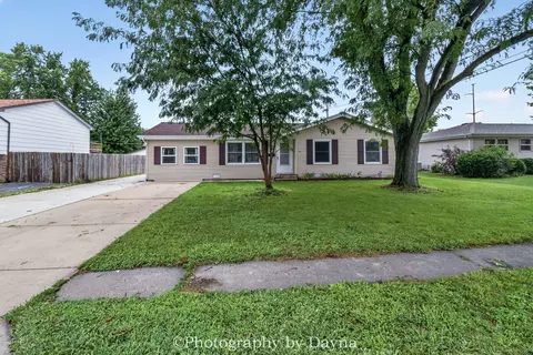 18 N West Ave, Bourbonnais, IL 60914