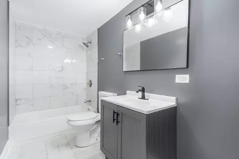 Bath - 16140 Marshfield Ave, Markham, IL 60428 photo 1 of 1