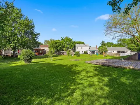 Exterior - Undisclosed, Bartlett, IL 60103 photo 3 of 7