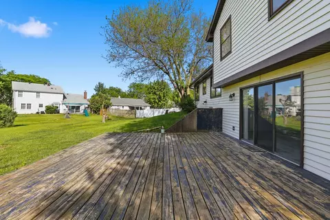Exterior - Undisclosed, Bartlett, IL 60103 photo 4 of 7