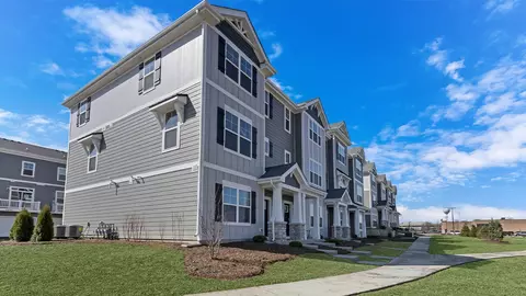 516 Yosemite Way, Mundelein, IL 60060