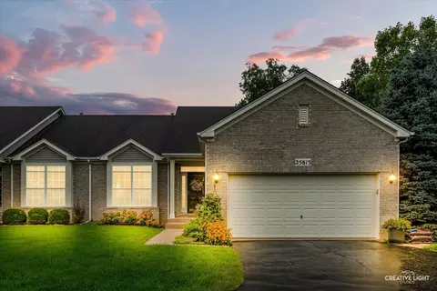 25813 W Timber Ridge Dr, Channahon, IL 60410