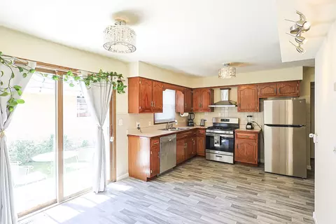 Kitchen - 1305 Van St, Elgin, IL 60123 photo 3 of 3