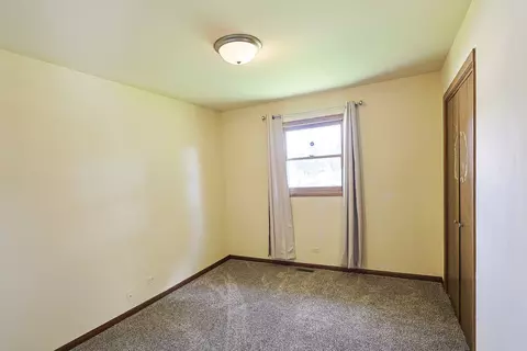 Bedroom - 1305 Van St, Elgin, IL 60123 photo 4 of 4