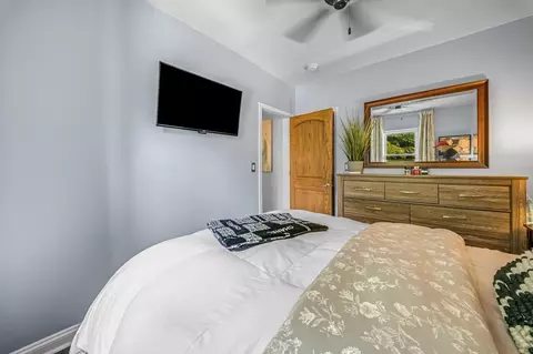Bedroom - 54 Forest Ave #2W, Riverside, IL 60546 photo 2 of 2