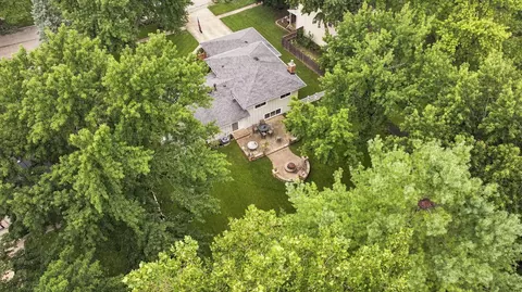View/Area - 25403 W Willow Dr, Plainfield, IL 60544 photo 2 of 9