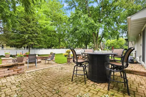 Exterior - 25403 W Willow Dr, Plainfield, IL 60544 photo 3 of 7