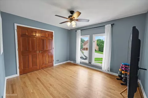 Bedroom - 1772 Challenger Ct, Wheaton, IL 60189 photo 4 of 4