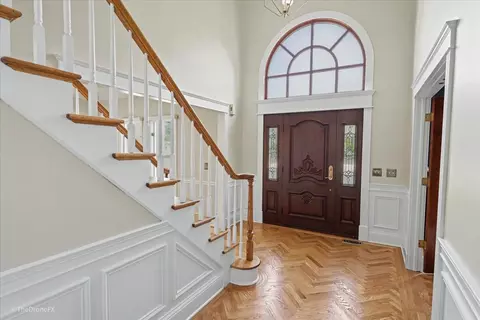 Entry Way - 1772 Challenger Ct, Wheaton, IL 60189 photo 1 of 3