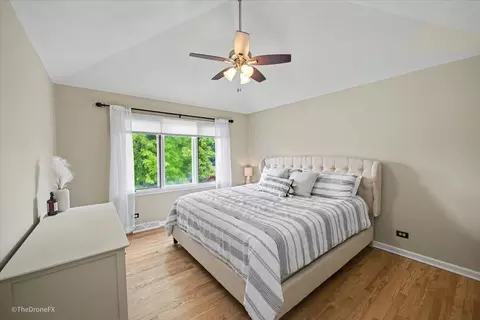 Bedroom - 1772 Challenger Ct, Wheaton, IL 60189 photo 3 of 4