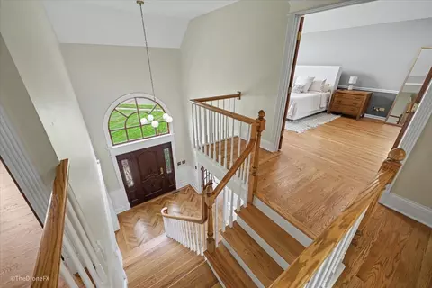 Entry Way - 1772 Challenger Ct, Wheaton, IL 60189 photo 3 of 3