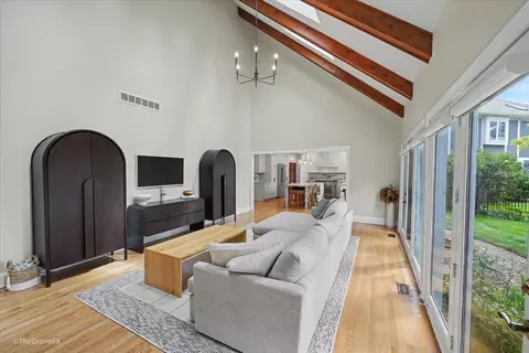Other - 1772 Challenger Ct, Wheaton, IL 60189 photo 4 of 11