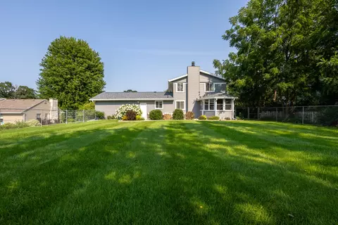 Exterior - 1122 S Benson Blvd, Freeport, IL 61032 photo 9 of 13