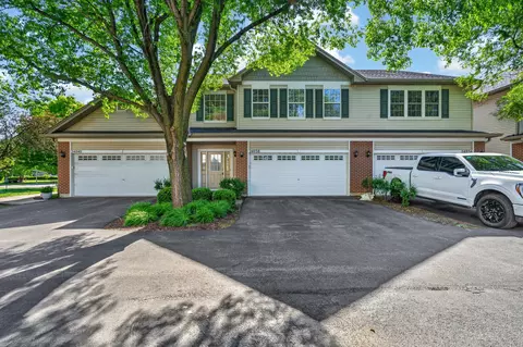 Exterior - 24038 W Walnut Cir #24038, Plainfield, IL 60585 photo 1 of 6