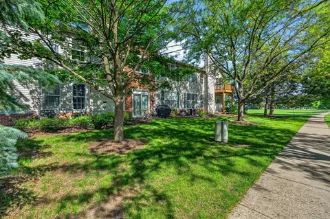 Exterior - 24038 W Walnut Cir #24038, Plainfield, IL 60585 photo 5 of 6