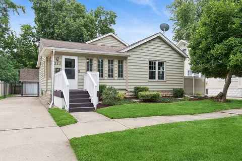 523 E Main St, Morris, IL 60450