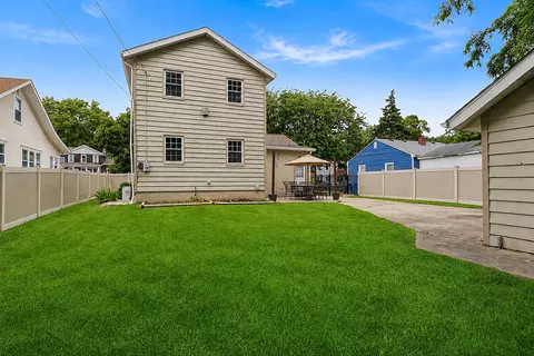 Exterior - 523 E Main St, Morris, IL 60450 photo 5 of 7