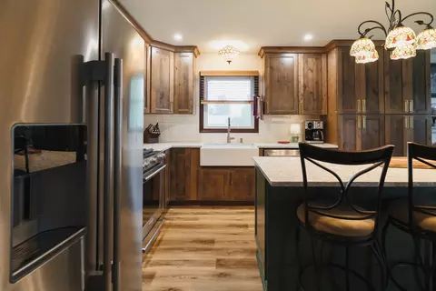 Kitchen - 2705 Debo Dr, Peru, IL 61354 photo 4 of 4