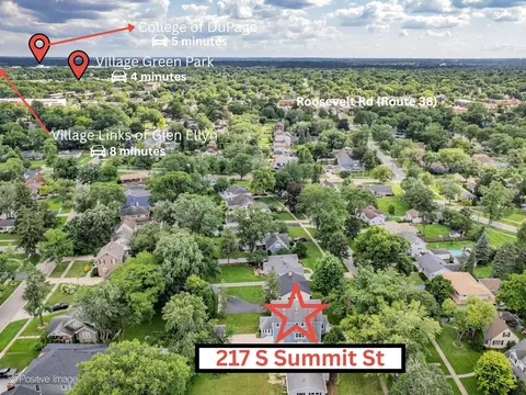 View/Area - 217 S Summit St, Wheaton, IL 60187 photo 6 of 6