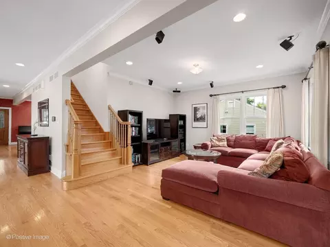 Living - 217 S Summit St, Wheaton, IL 60187 photo 4 of 4