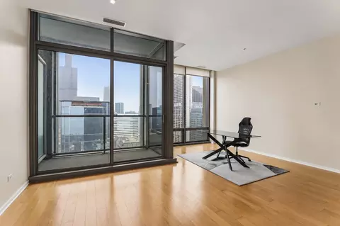 Living - 65 E Monroe St #4407, Chicago, IL 60603 photo 2 of 2