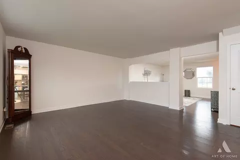 Living - 1887 Locust Rd, Morris, IL 60450 photo 5 of 6