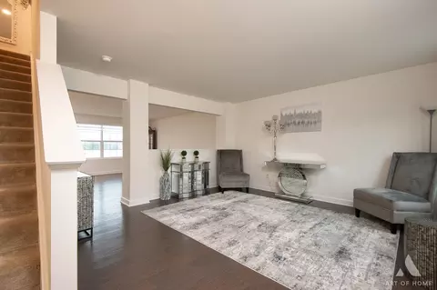 Entry Way - 1887 Locust Rd, Morris, IL 60450 photo 2 of 4