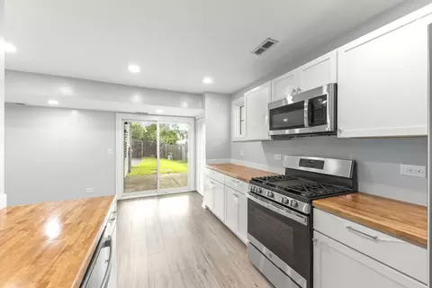 Kitchen - 1010 Symphony Dr, Aurora, IL 60504 photo 3 of 3