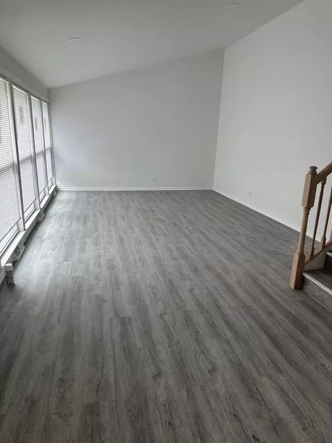 Living - 16612 Oxford Dr, Markham, IL 60428 photo 1 of 1