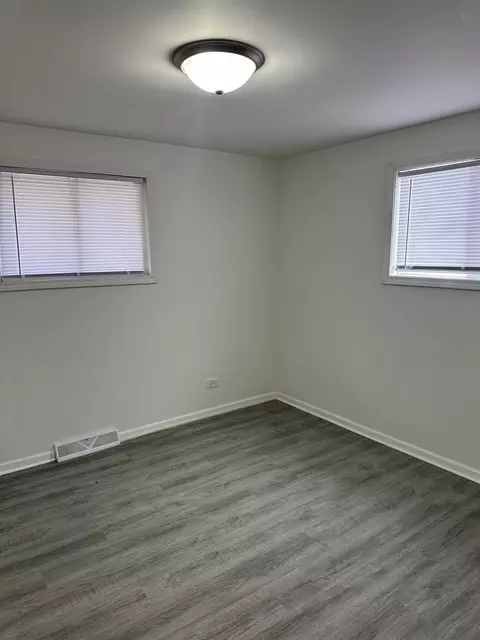 Bedroom - 16612 Oxford Dr, Markham, IL 60428 photo 1 of 5