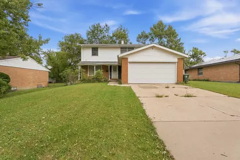 815 Blackhawk Dr, University Park, IL 60484