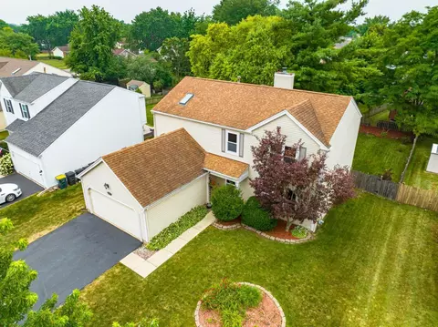 1324 Nantucket Ct, Carol Stream, IL 60188