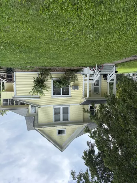 118 W North St, Plano, IL 60545