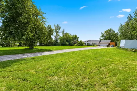 Exterior - 30640 S Ashland Ave, Beecher, IL 60401 photo 6 of 23