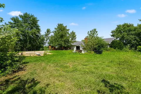 Exterior - 30640 S Ashland Ave, Beecher, IL 60401 photo 19 of 23