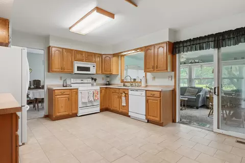 Kitchen - 23853 Hazel Rd, Sterling, IL 61081 photo 1 of 3
