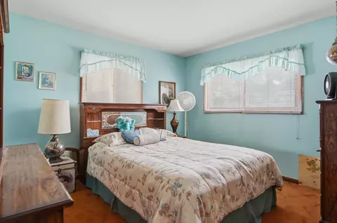 Bedroom - 23853 Hazel Rd, Sterling, IL 61081 photo 3 of 5