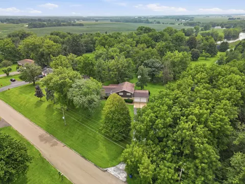 View/Area - 23853 Hazel Rd, Sterling, IL 61081 photo 1 of 4