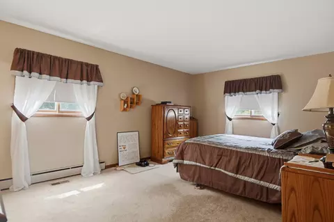 Bedroom - 23853 Hazel Rd, Sterling, IL 61081 photo 1 of 5