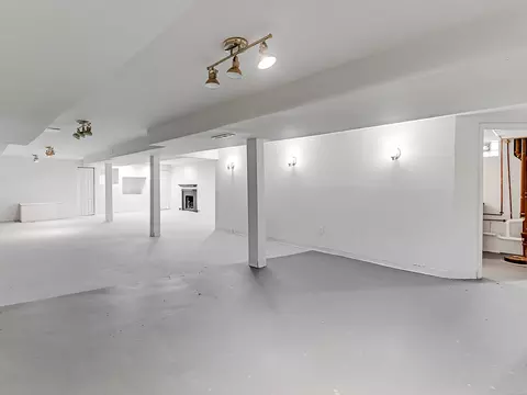 Other - 1749 E 71st Pl, Chicago, IL 60649 photo 1 of 3