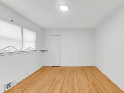 Bedroom - 1749 E 71st Pl, Chicago, IL 60649 photo 1 of 1