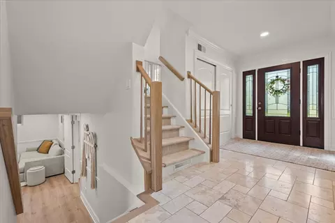 Entry Way - 803 Pine St, Deerfield, IL 60015 photo 1 of 1