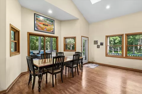 Dining - 6008 Tomlinson Dr, Mchenry, IL 60050 photo 1 of 1
