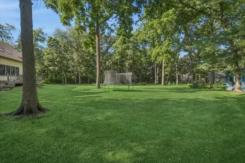 Exterior - 6008 Tomlinson Dr, Mchenry, IL 60050 photo 4 of 7