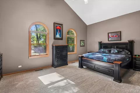 Bedroom - 6008 Tomlinson Dr, Mchenry, IL 60050 photo 1 of 3
