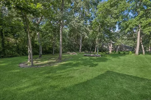 Exterior - 6008 Tomlinson Dr, Mchenry, IL 60050 photo 3 of 7