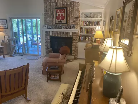 Living - 17 Pendleton Way, Bloomington, IL 61704 photo 2 of 2