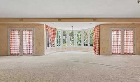 Living - 80 Ashton Dr, Burr Ridge, IL 60527 photo 8 of 8